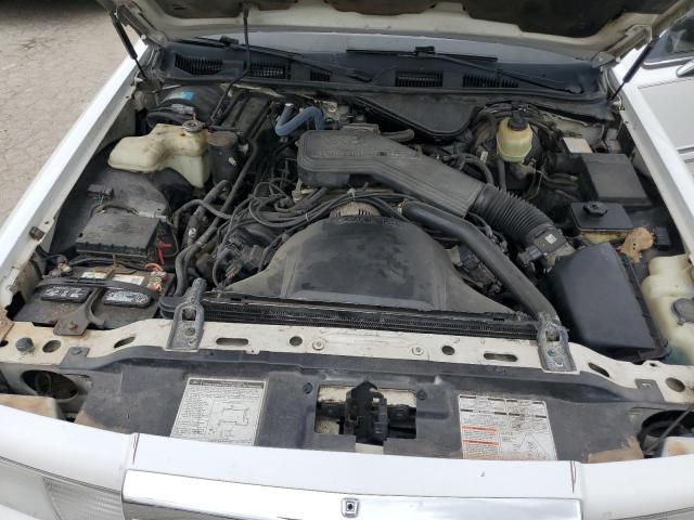 1LNLM81W1NY691787 - 1992 LINCOLN TOWN CAR EXECUTIVE WHITE photo 11