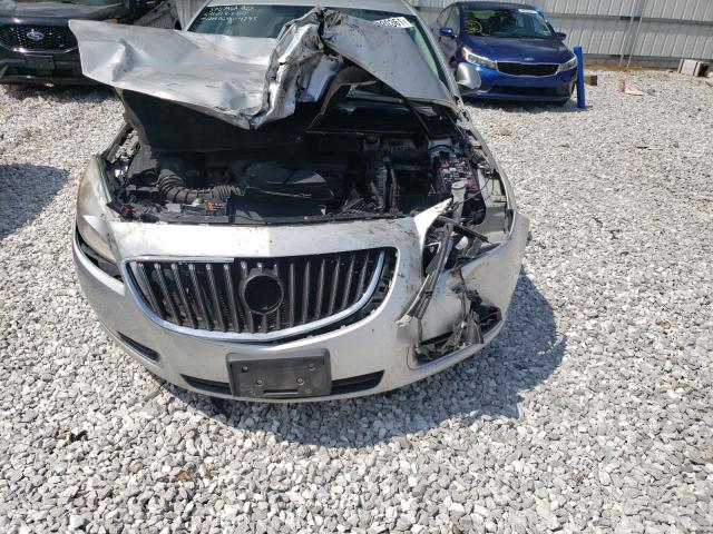 2G4GR5EK1C9124795 - 2012 BUICK REGAL 银色 照片 9
