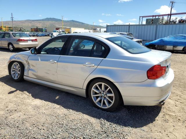 WBAPH7C56BE676253 - 2011 BMW 328 I SILVER photo 2