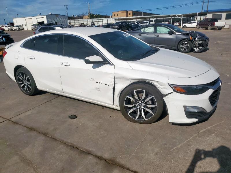 1G1ZG5ST8MF085219 - 2021 CHEVROLET MALIBU RS WHITE photo 4