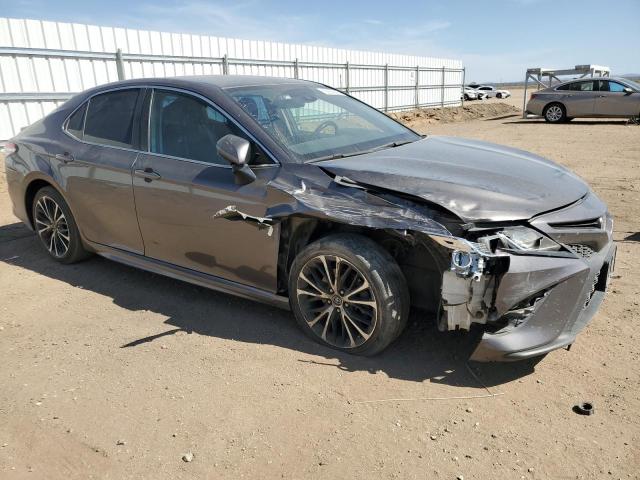 4T1G11AKXLU327953 - 2020 TOYOTA CAMRY SE GRAY photo 4