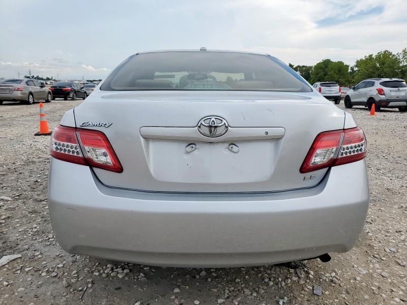 4T1BF3EK1AU072401 - 2010 TOYOTA CAMRY BASE SILVER photo 6