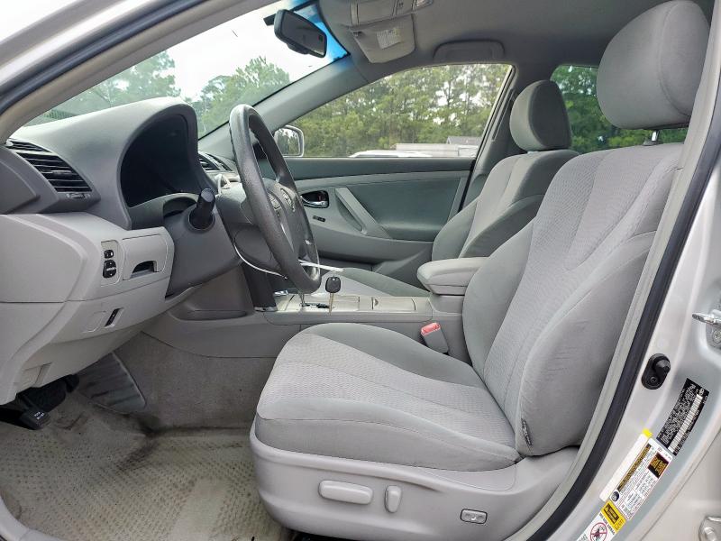 4T1BF3EK1AU072401 - 2010 TOYOTA CAMRY BASE SILVER photo 7