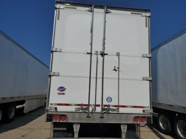 1UYVS2531FM121010 - 2015 UTILITY VS2RA 白色 照片 6