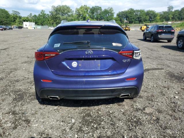 SJKCH5CP5HA026057 - 2017 INFINITI QX30 BASE BLUE photo 6