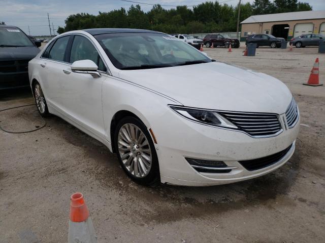 3LN6L2JK6FR612639 - 2015 LINCOLN MKZ WHITE photo 4