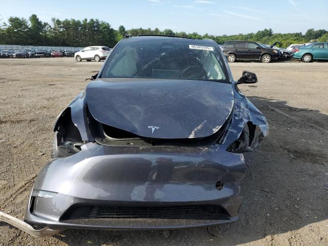 7SAYGDEF8NF546690 - 2022 TESLA MODEL Y GRAY photo 5