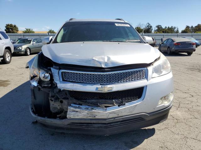1GNKRGED7CJ183793 - 2012 CHEVROLET TRAVERSE LT 银色 照片 5