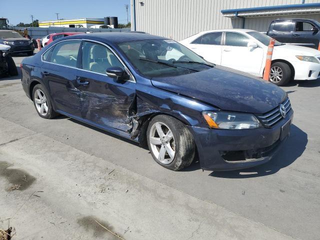 1VWBT7A37EC061866 - 2014 VOLKSWAGEN PASSAT SE 蓝色 照片 4