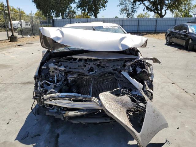 JTDKARFPXJ3091017 - 2018 TOYOTA PRIUS PRIM ვერცხლისფერი ფოტო 5