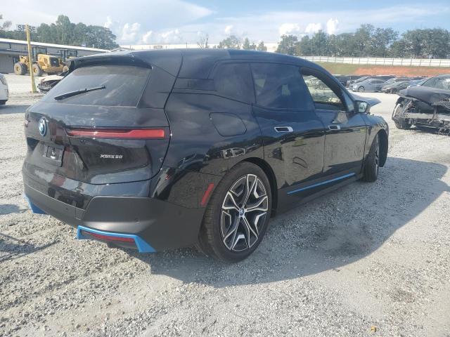 WB523CF00PCL83127 - 2023 BMW IX XDRIVE50 BLACK photo 3