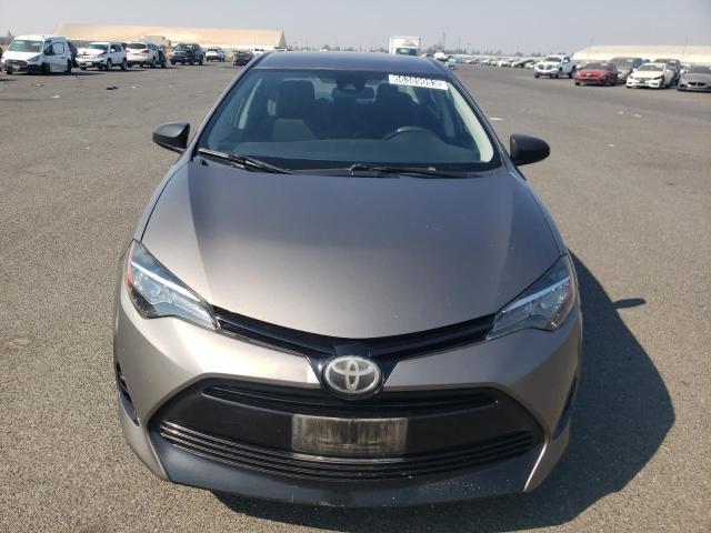 5YFBURHE3HP691592 - 2017 TOYOTA COROLLA L CHARCOAL photo 5