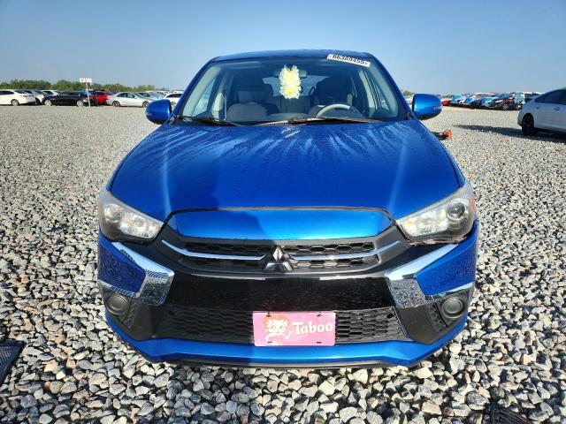 JA4AP3AU0JU004637 - 2018 MITSUBISHI OUTLANDER ES BLUE photo 5