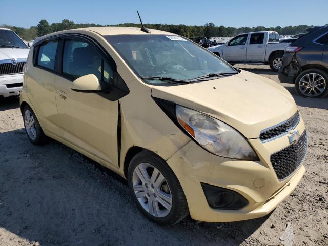 KL8CD6S93DC586433 - 2013 CHEVROLET SPARK 1LT YELLOW photo 4