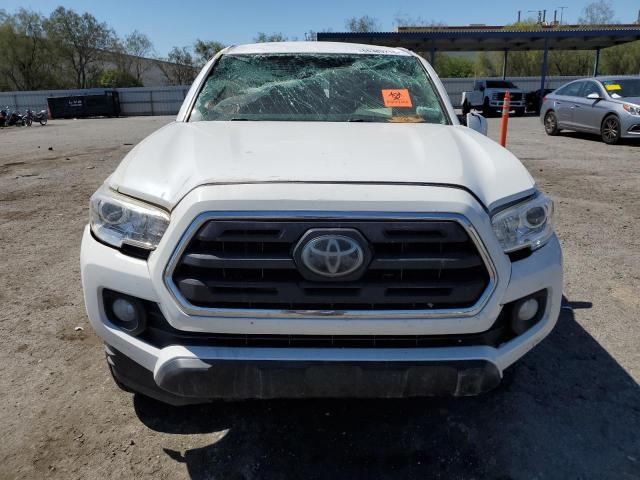 3TMCZ5AN0KM282411 - 2019 TOYOTA TACOMA DOUBLE CAB 白色 照片 5