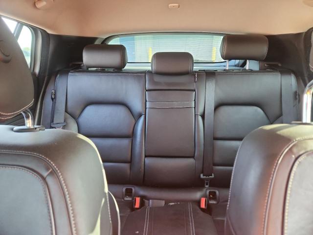 SJKCH5CR3HA023658 - 2017 INFINITI QX30 BASE SILVER photo 10