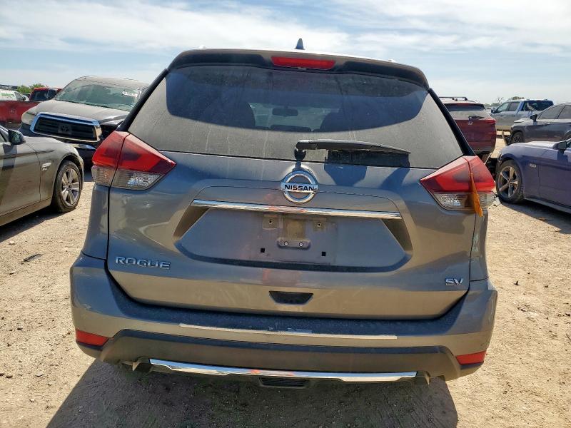 JN8AT2MTXJW456151 - 2018 NISSAN ROGUE S 灰色 照片 6