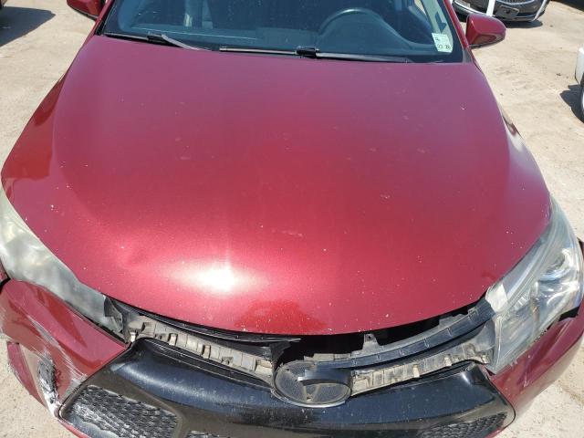 4T1BF1FK6FU891625 - 2015 TOYOTA CAMRY LE RED photo 11
