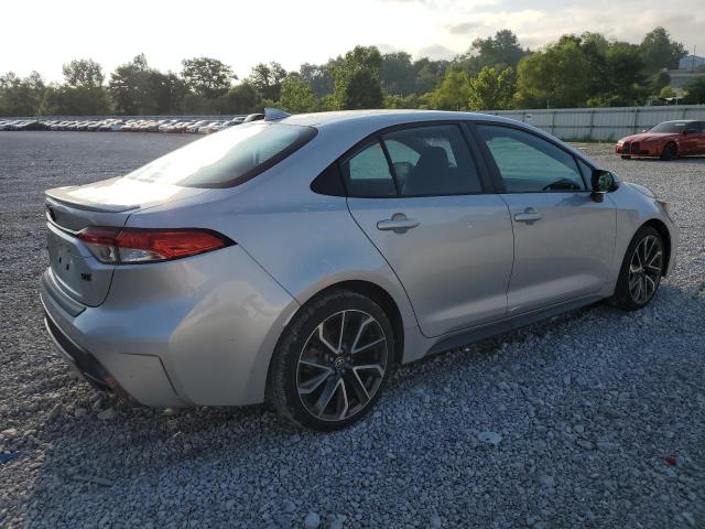 5YFS4RCE5LP025530 - 2020 TOYOTA COROLLA SE 银色 照片 3