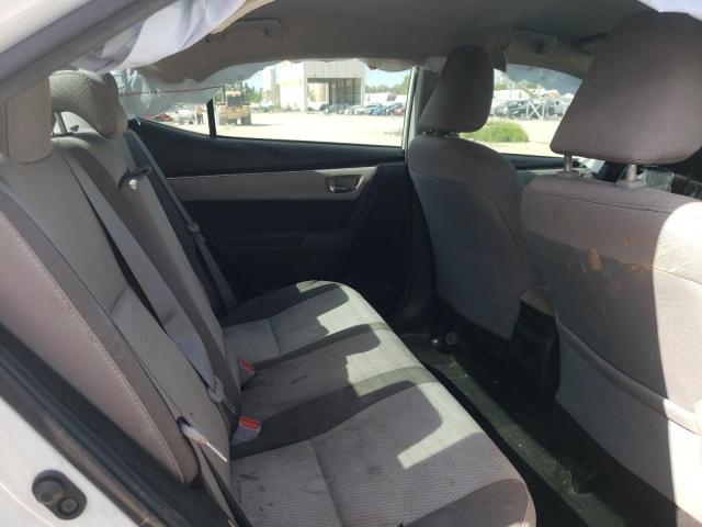 5YFBURHE4JP810692 - 2018 TOYOTA COROLLA L WHITE photo 10