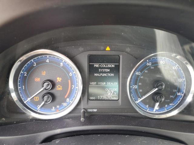 5YFBURHE4JP810692 - 2018 TOYOTA COROLLA L WHITE photo 9