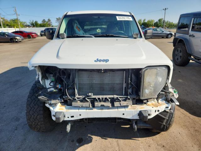 1C4PJMAK8CW125364 - 2012 JEEP LIBERTY SPORT WHITE photo 5