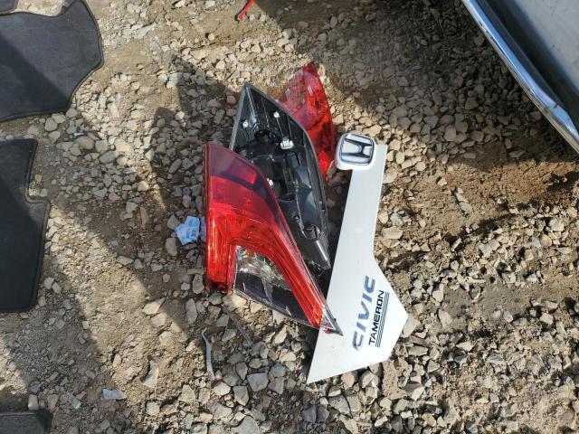 19XFC1F35KE002118 - 2019 HONDA CIVIC EX WHITE photo 12