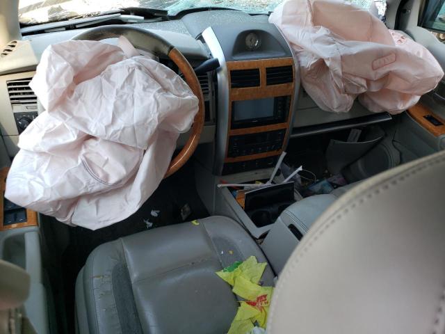 1A8HX58228F125116 - 2008 CHRYSLER ASPEN LIMITED 银色 照片 8