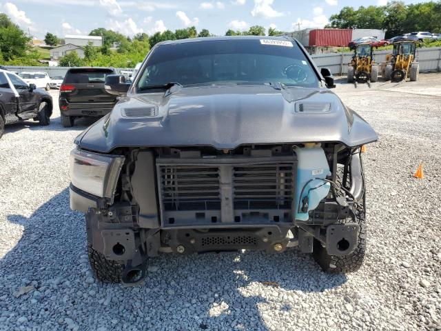 1C6SRFLT8KN913965 - 2019 RAM 1500 REBEL 灰色 照片 5