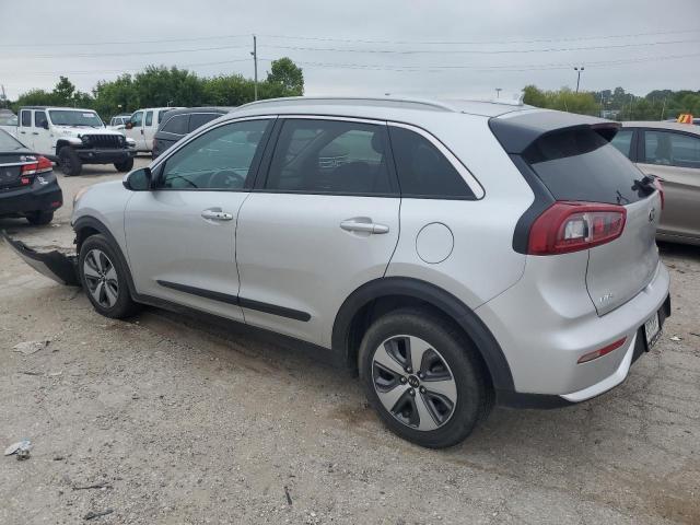 KNDCB3LC3H5067754 - 2017 KIA NIRO FE SILVER photo 2