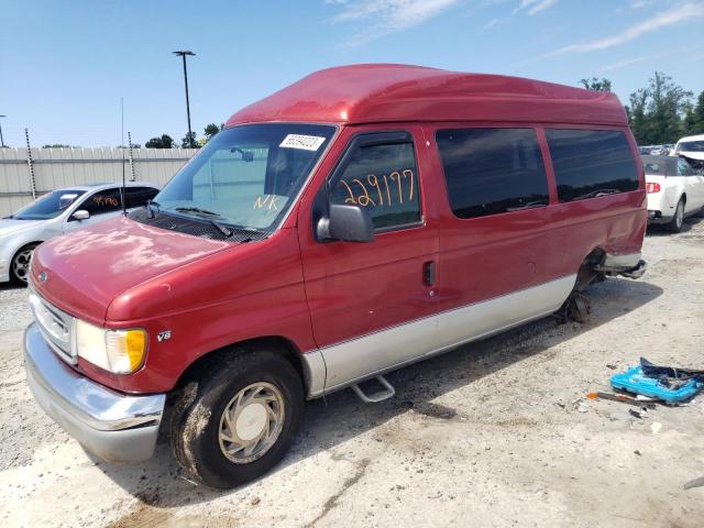 1FMRE11L3YHB75889 - 2000 FORD ECONOLINE E150 WAGON RED photo 1