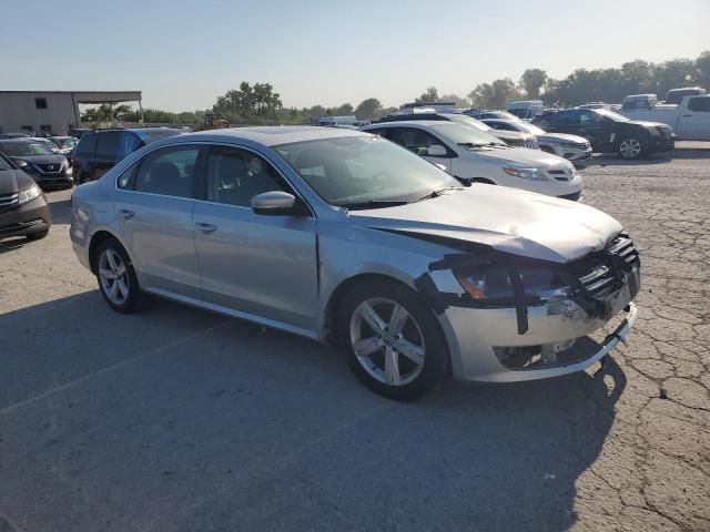 1VWBP7A32DC050857 - 2013 VOLKSWAGEN PASSAT SE 银色 照片 4