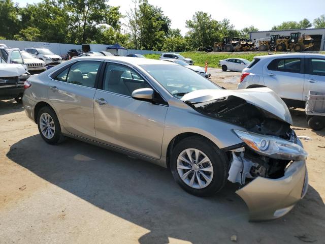 4T1BF1FK1GU532295 - 2016 TOYOTA CAMRY LE GOLD photo 4