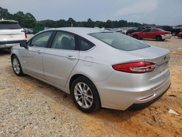 3FA6P0HD3KR101815 - 2019 FORD FUSION SE SILVER photo 2