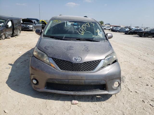 5TDXK3DC2DS323533 - 2013 TOYOTA SIENNA SPORT GRAY photo 5