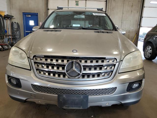 4JGBB75E96A002523 - 2006 MERCEDES-BENZ ML 500 SILVER photo 5