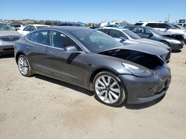 5YJ3E1EA0JF052740 - 2018 TESLA MODEL 3 GRAY photo 4