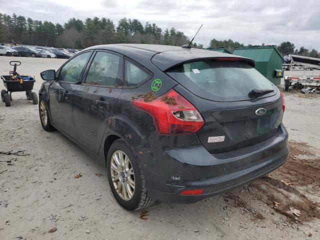 1FAHP3K21CL417148 - 2012 FORD FOCUS SE BLACK photo 3