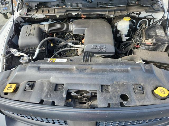 1C6RR7FG4JS248677 - 2018 RAM 1500 ST Ақ фото 11