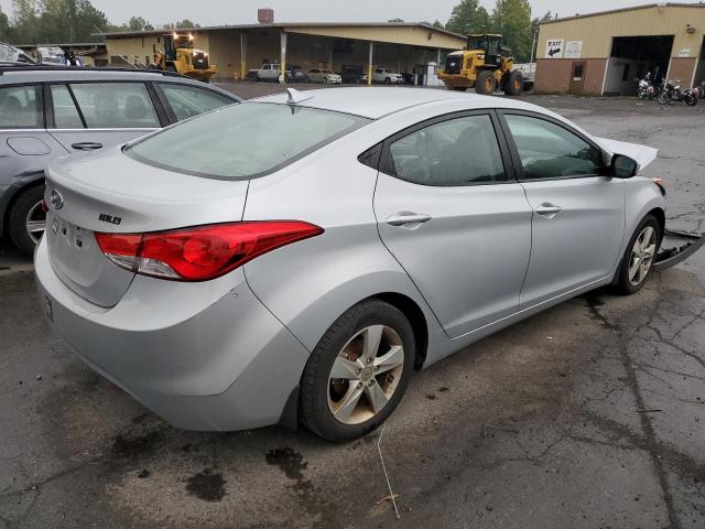 5NPDH4AE7CH131896 - 2012 HYUNDAI ELANTRA GLS SILVER photo 3