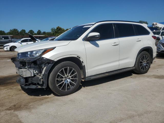 2017 TOYOTA HIGHLANDER SE, 