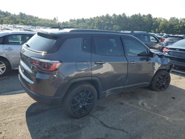 3C4NJDBB1NT186568 - 2022 JEEP COMPASS LATITUDE GRAY photo 3