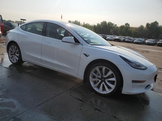 5YJ3E1EC2LF627568 - 2020 TESLA MODEL 3 WHITE photo 4