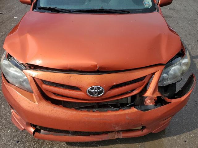 2T1BU4EE4DC066863 - 2013 TOYOTA COROLLA BASE ORANGE photo 11