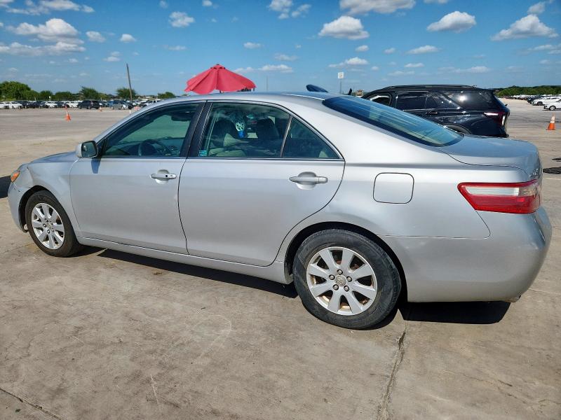 4T1BK46K57U047476 - 2007 TOYOTA CAMRY LE SILVER photo 2