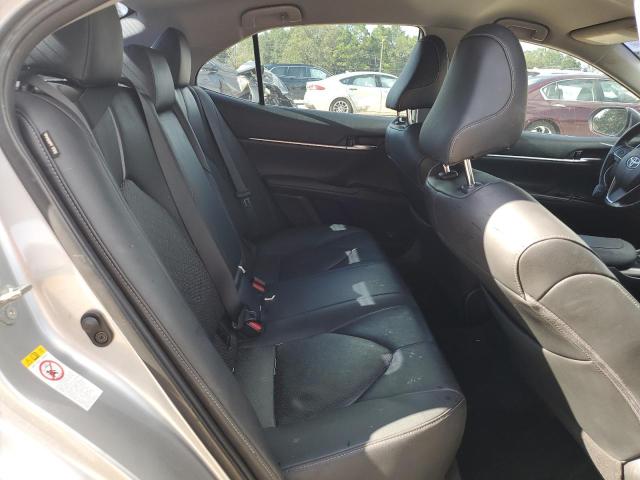 4T1B61HK4KU701425 - 2019 TOYOTA CAMRY XSE 银色 照片 10