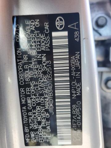 JTDKDTB34D1052513 - 2013 TOYOTA PRIUS C 银色 照片 12