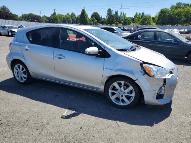 JTDKDTB34D1052513 - 2013 TOYOTA PRIUS C 银色 照片 4