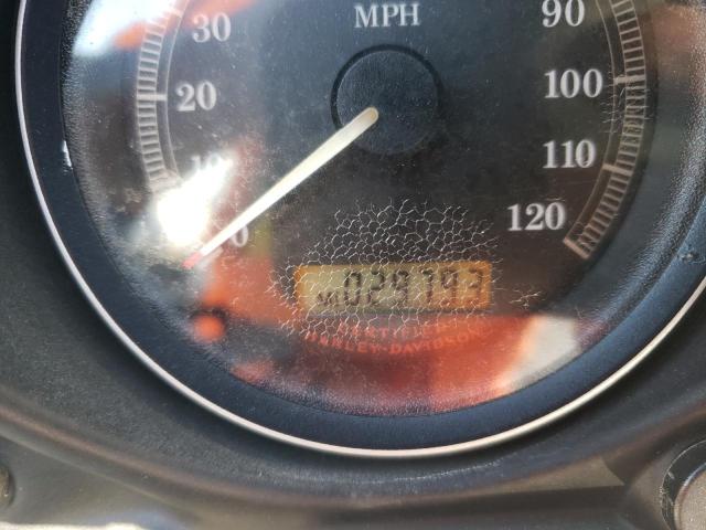 1HD1FCW116Y697188 - 2006 HARLEY-DAVIDSON FLHTCUI 黑色 照片 8