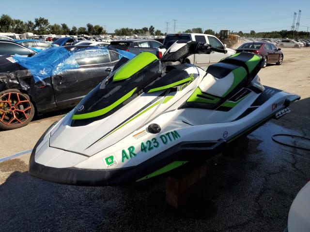 YAMA2338L920 - 2020 YAMAHA JETSKI WHITE photo 2